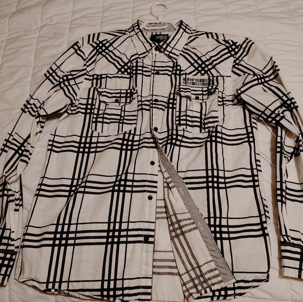 Urban Heritage button up